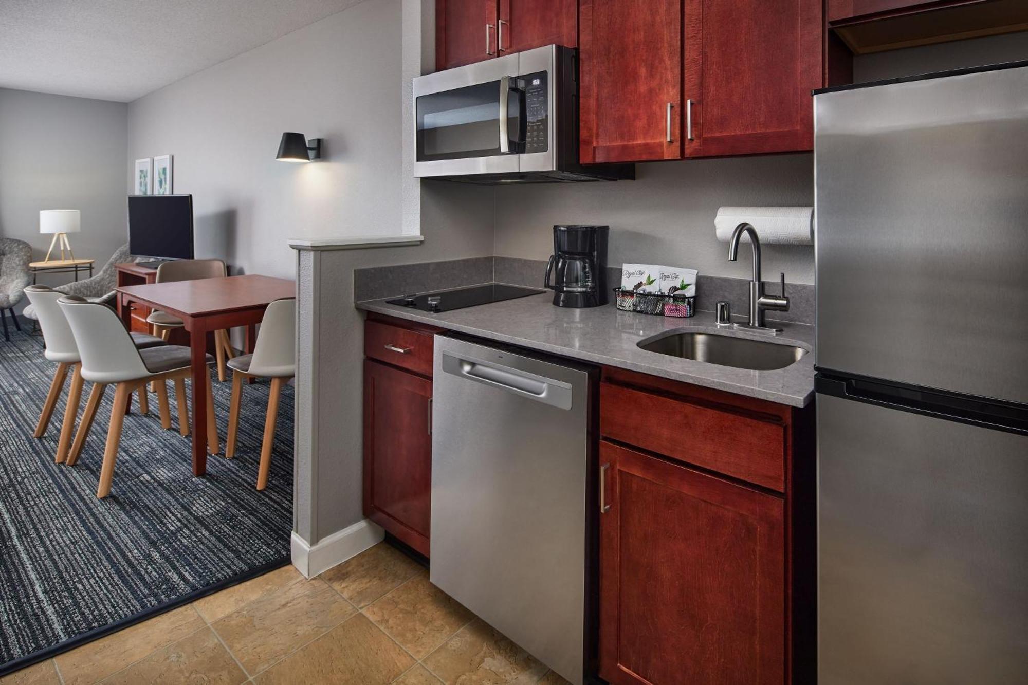 Towneplace Suites By Marriott Colorado Springs South Exteriör bild