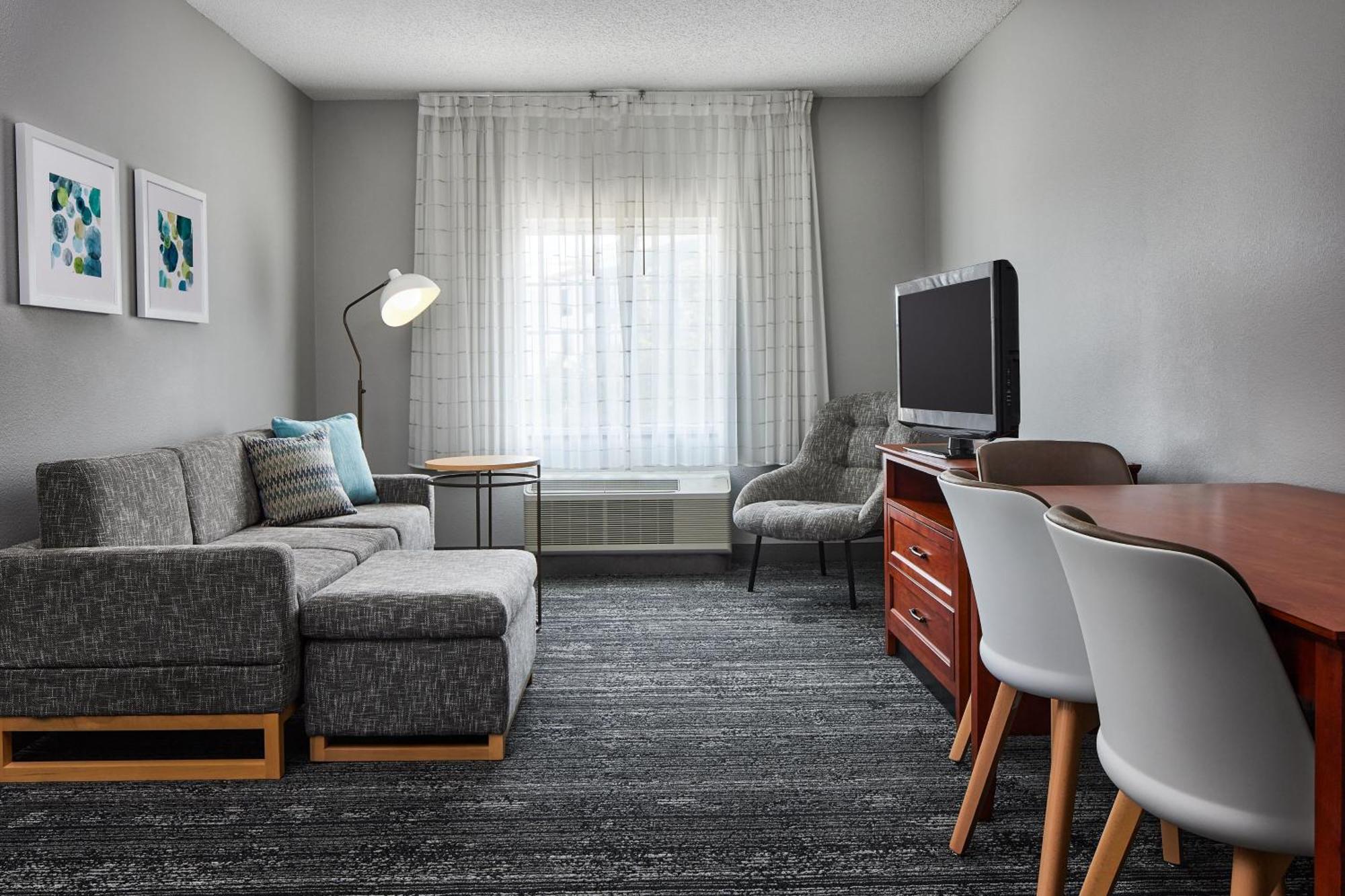 Towneplace Suites By Marriott Colorado Springs South Exteriör bild